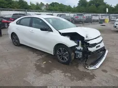3KPF24AD3RE737758 2024 KIA FORTE