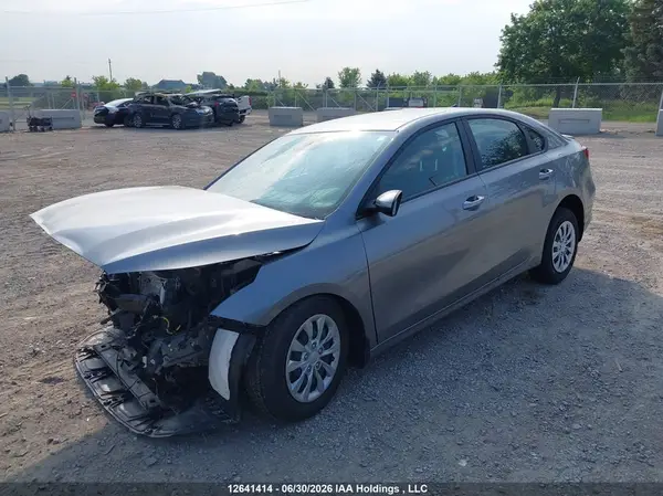 3KPF24AD3RE739087 2024 KIA FORTE - Image 2