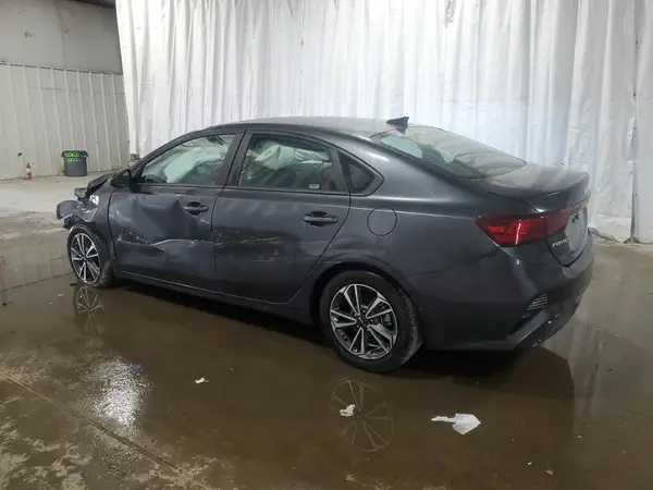 3KPF24AD3RE739803 2024 KIA FORTE - Image 2