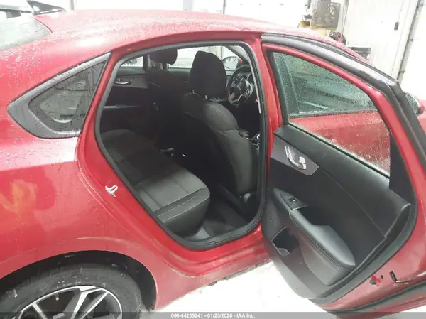 3KPF24AD3RE741180 2024 KIA FORTE - Image 8