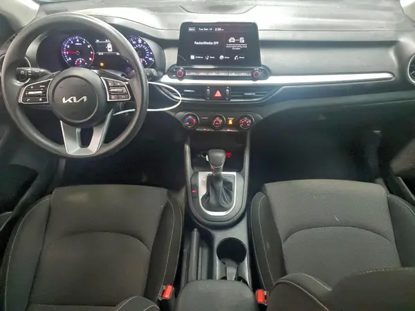 3KPF24AD3RE745701 2024 KIA FORTE - Image 8
