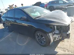 3KPF24AD3RE749957 2024 KIA FORTE