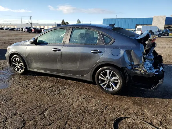 3KPF24AD3RE751062 2024 KIA FORTE - Image 2