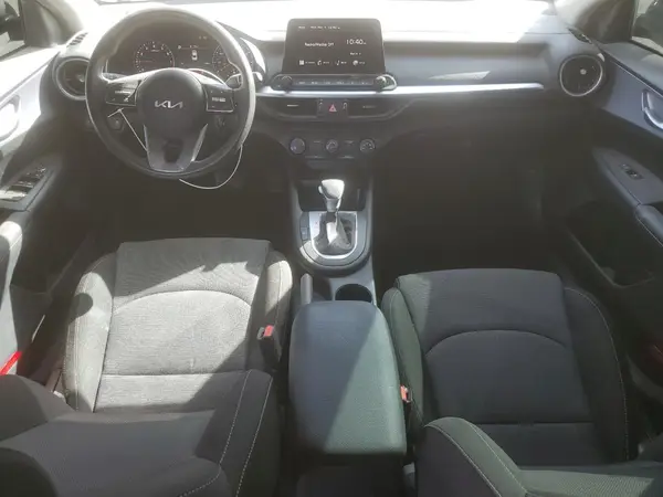 3KPF24AD3RE751787 2024 KIA FORTE - Image 8