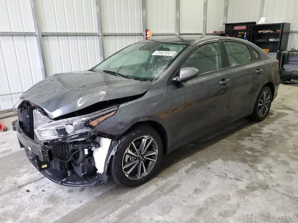 3KPF24AD3RE753636 2024 KIA FORTE - Image 1
