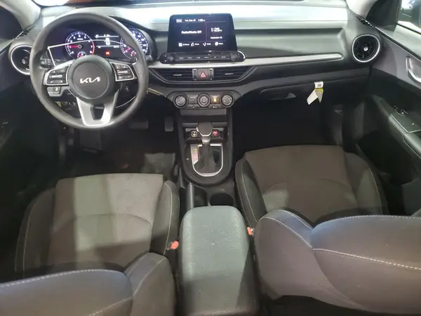 3KPF24AD3RE755659 2024 KIA FORTE - Image 8