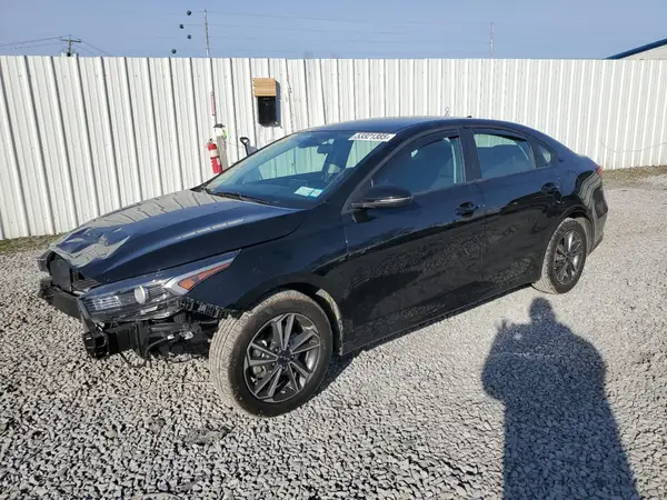 3KPF24AD3RE761784 2024 KIA FORTE - Image 1