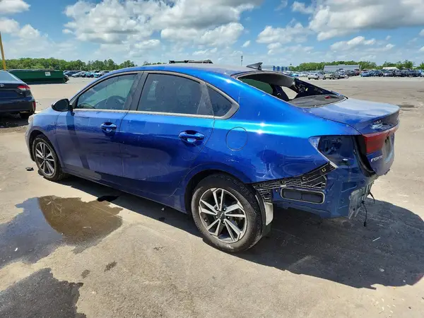 3KPF24AD3RE761817 2024 KIA FORTE - Image 2