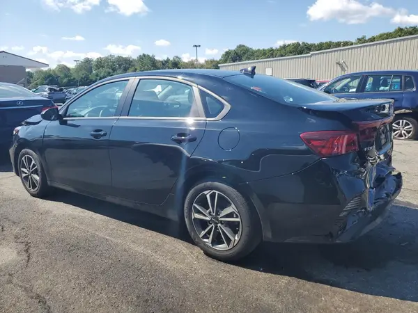 3KPF24AD3RE763115 2024 KIA FORTE - Image 2