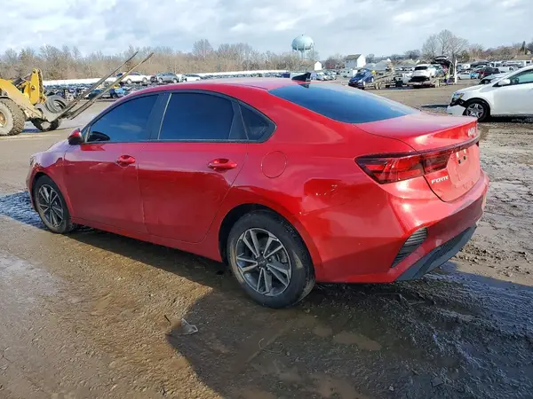 3KPF24AD3RE763311 2024 KIA FORTE - Image 2