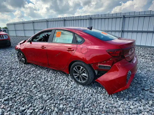 3KPF24AD3RE767813 2024 KIA FORTE - Image 2