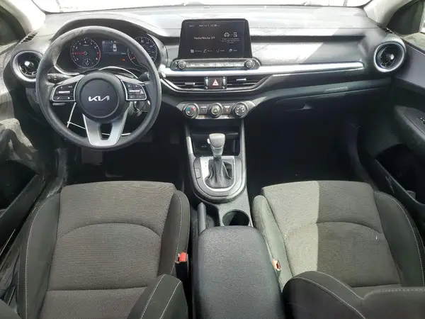 3KPF24AD3RE769352 2024 KIA FORTE - Image 8