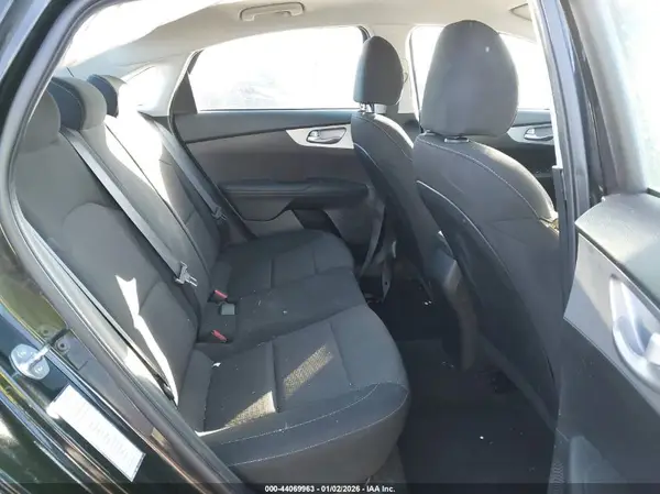 3KPF24AD3RE769724 2024 KIA FORTE - Image 8