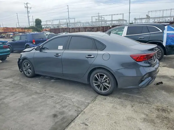 3KPF24AD3RE770176 2024 KIA FORTE - Image 2