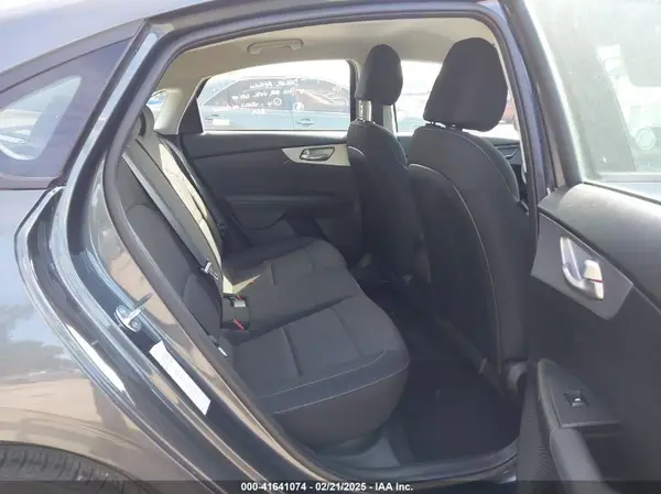 3KPF24AD3RE770503 2024 KIA FORTE - Image 8
