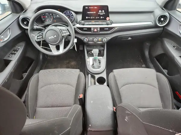 3KPF24AD3RE770758 2024 KIA FORTE - Image 8