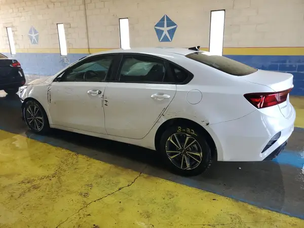 3KPF24AD3RE771120 2024 KIA FORTE - Image 2