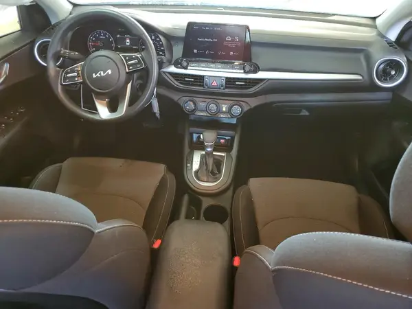 3KPF24AD3RE771120 2024 KIA FORTE - Image 8
