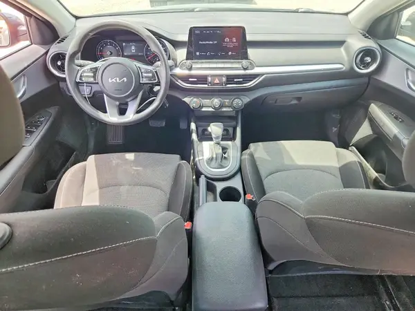 3KPF24AD3RE773126 2024 KIA FORTE - Image 8