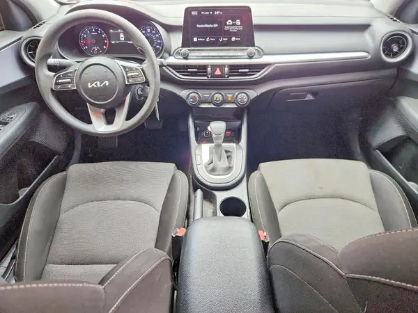 3KPF24AD3RE773336 2024 KIA FORTE - Image 8