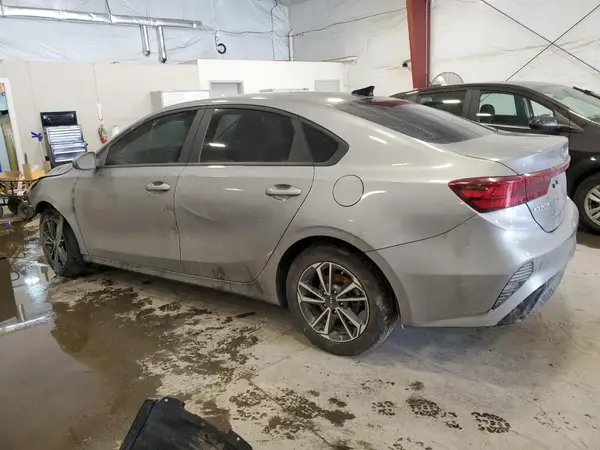 3KPF24AD3RE773580 2024 KIA FORTE - Image 2