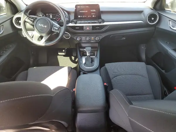 3KPF24AD3RE775376 2024 KIA FORTE - Image 8