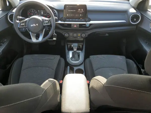 3KPF24AD3RE776124 2024 KIA FORTE - Image 8