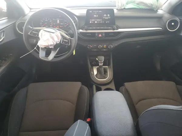3KPF24AD3RE777841 2024 KIA FORTE - Image 8