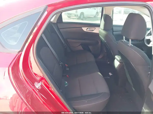 3KPF24AD3RE786815 2024 KIA FORTE - Image 8