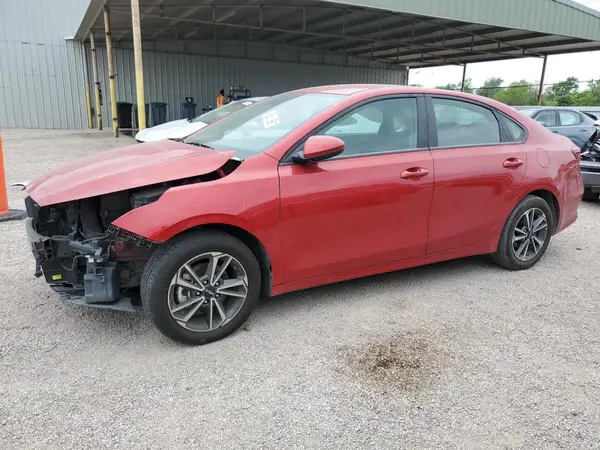 3KPF24AD3RE787978 2024 KIA FORTE - Image 1