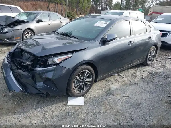3KPF24AD3RE788824 2024 KIA FORTE - Image 2