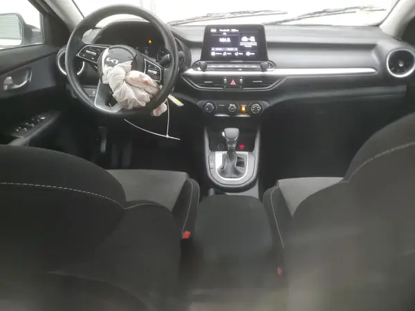 3KPF24AD3RE791349 2024 KIA FORTE - Image 8