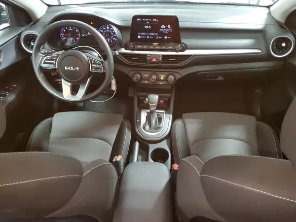 3KPF24AD3RE792128 2024 KIA FORTE - Image 8