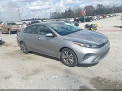 3KPF24AD3RE792985 2024 KIA FORTE