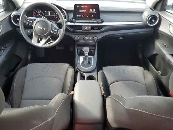 3KPF24AD3RE793456 2024 KIA FORTE - Image 8
