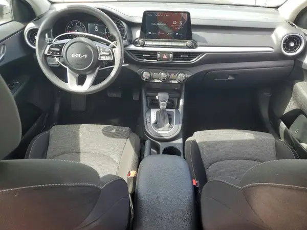 3KPF24AD3RE797328 2024 KIA FORTE - Image 8