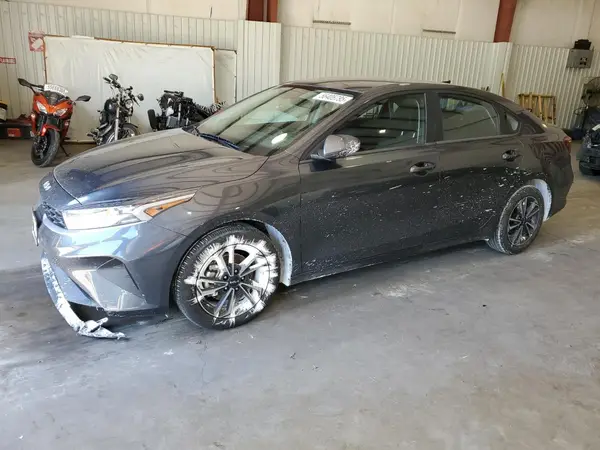 3KPF24AD3RE799354 2024 KIA FORTE - Image 1