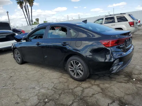 3KPF24AD3RE801121 2024 KIA FORTE - Image 2
