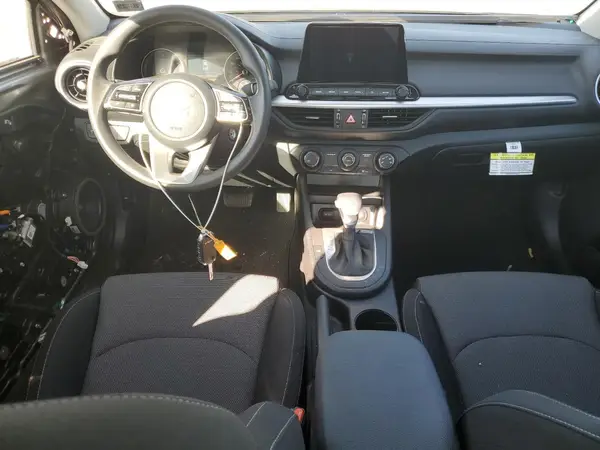 3KPF24AD3RE805203 2024 KIA FORTE - Image 8
