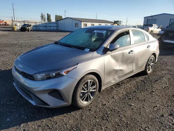 3KPF24AD3RE806142 2024 KIA FORTE - Image 1