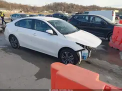 3KPF24AD3RE807842 2024 KIA FORTE