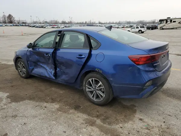 3KPF24AD3RE810451 2024 KIA FORTE - Image 2