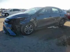 3KPF24AD3RE810837 2024 KIA FORTE