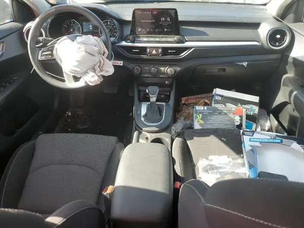 3KPF24AD3RE814600 2024 KIA FORTE - Image 8