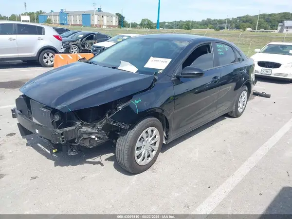 3KPF24AD3RE816184 2024 KIA FORTE - Image 2
