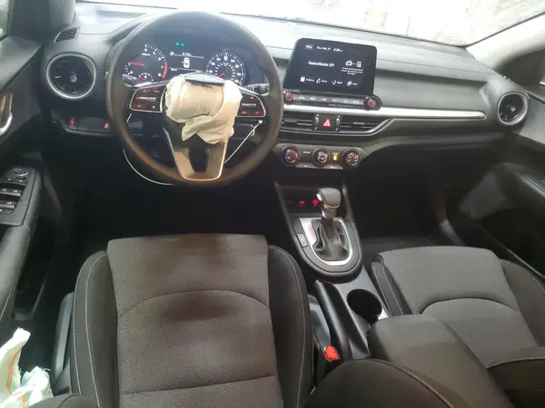 3KPF24AD3RE816623 2024 KIA FORTE - Image 8
