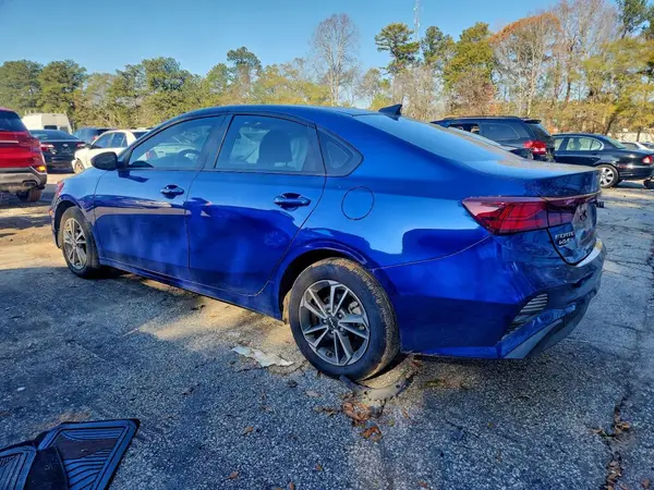 3KPF24AD3RE817951 2024 KIA FORTE - Image 2