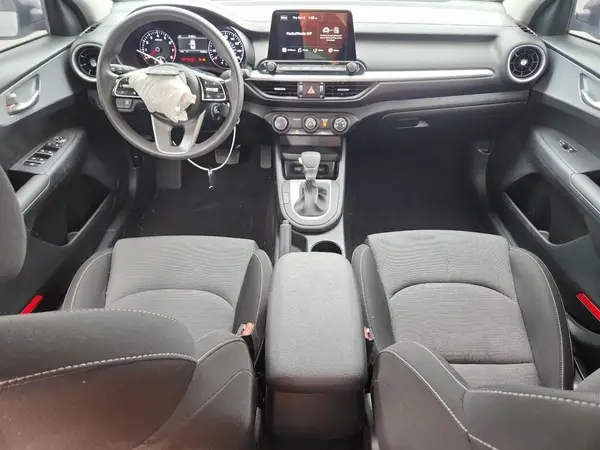3KPF24AD3RE817965 2024 KIA FORTE - Image 8