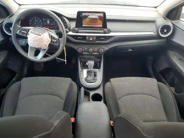 3KPF24AD3RE818033 2024 KIA FORTE - Image 8
