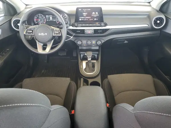 3KPF24AD3RE819909 2024 KIA FORTE - Image 8